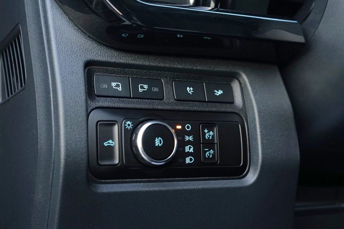 Used 2023 Ford F250 Lariat AWD/4WD image 21