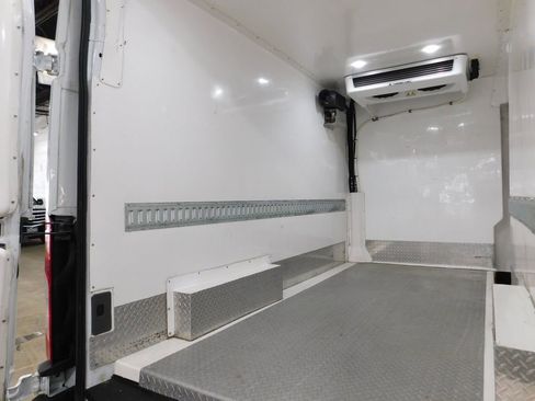 Used 2023 Ford Transit 250 High Roof AWD w/ Exterior Upgrade Package image 90