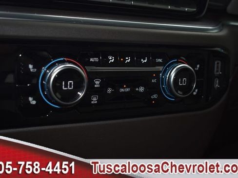 Used 2022 GMC Sierra 1500 SLT w/ X31 Off-Road Package AWD/4WD image 36