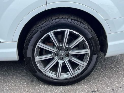 Used 2017 Audi Q7 3.0T Premium Plus w/ Premium Plus Package AWD/4WD image 13