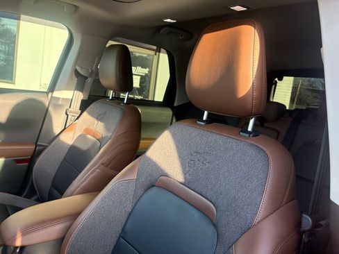 Used 2023 Ford Bronco Sport Outer Banks w/ Tech Package image 3