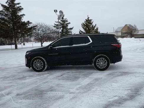 Used 2023 Chevrolet Traverse LT w/ LPO, Floor Liner Package image 6
