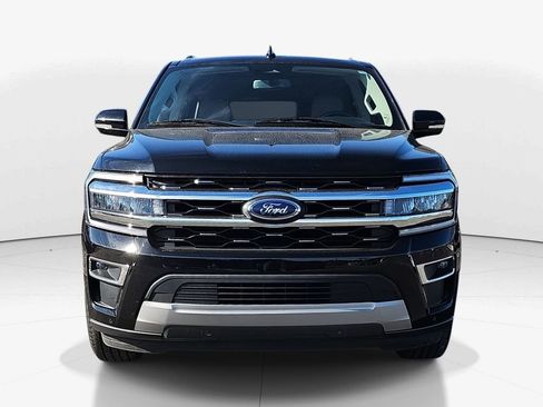Used 2024 Ford Expedition Limited image 10