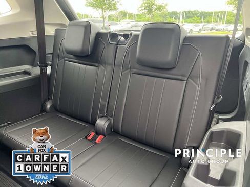 Used 2022 Volkswagen Tiguan SE FWD image 30