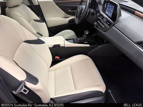 Used 2024 Lexus ES 350 w/ Premium Package FWD image 32
