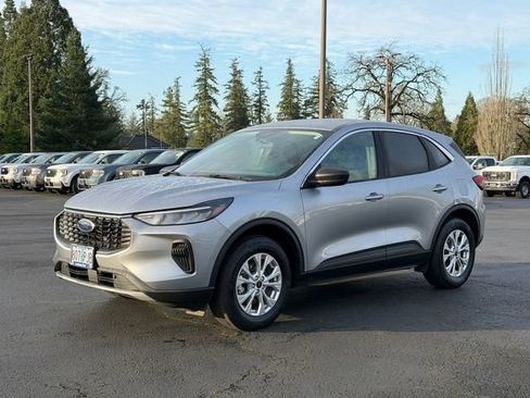 Used 2023 Ford Escape Active image 7