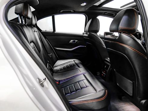 Used 2019 BMW 330i Sedan w/ Premium Package image 31