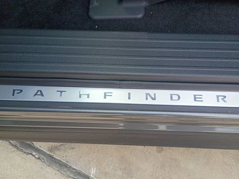 New 2026 Nissan Pathfinder Platinum image 32