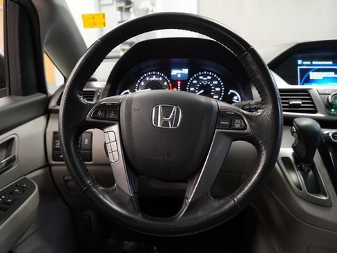 Used 2014 Honda Odyssey EX-L image 18