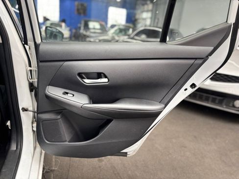 Used 2022 Nissan Sentra SV FWD image 18