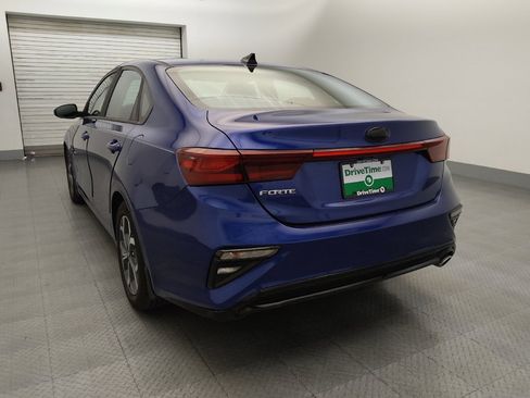 Used 2019 Kia Forte LXS FWD image 5