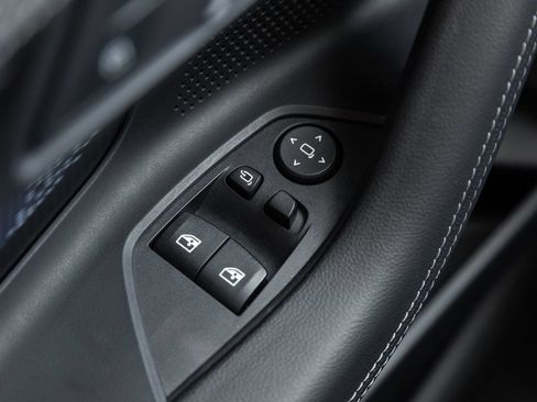 Used 2026 BMW M2 RWD image 19