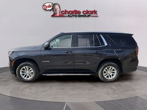 Used 2025 Chevrolet Tahoe LT AWD/4WD image 2