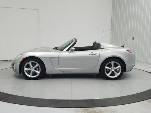Used 2009 Saturn Sky w/ Premium Trim Package RWD image 4