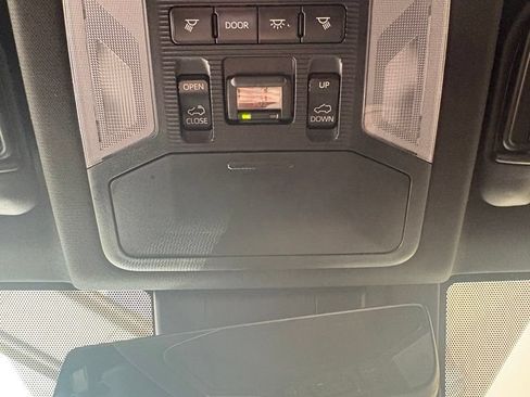 Used 2020 Toyota RAV4 XSE AWD/4WD image 28