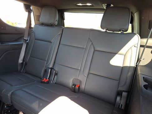 Used 2025 GMC Yukon Denali image 8