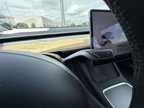 Used 2022 Tesla Model 3 Base image 19