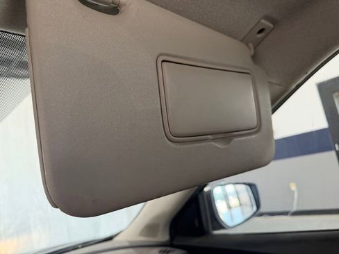 Used 2021 Nissan Kicks S FWD image 18