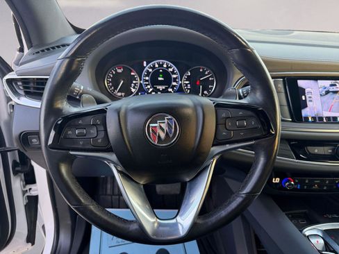 Used 2023 Buick Enclave Premium image 12