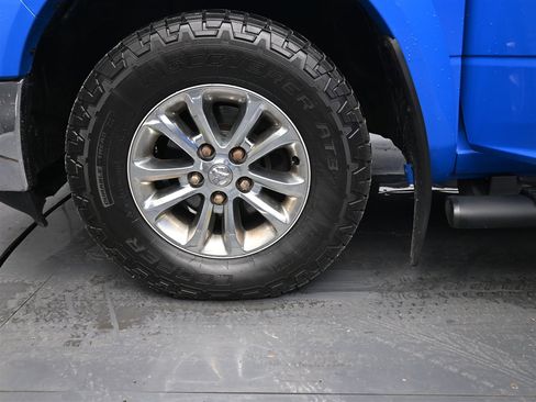 Used 2018 RAM 1500 SLT image 19