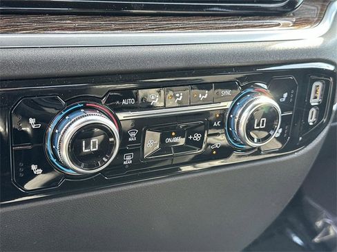 New 2026 GMC Sierra 1500 Elevation w/ LPO, Elevation Black Package image 12