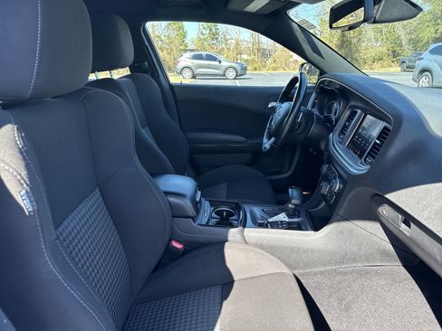 Used 2022 Dodge Charger GT w/ Blacktop Package image 31