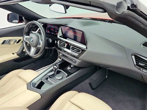 Used 2022 BMW Z4 M40i w/ Premium Package image 24