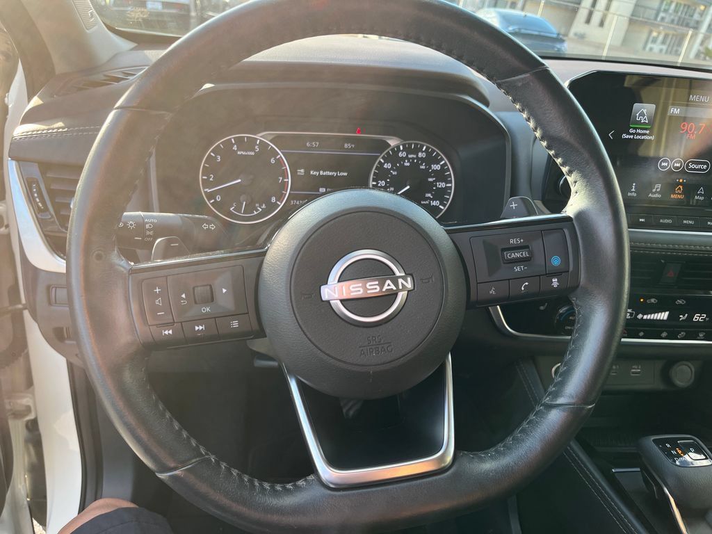 Used 2023 Nissan Rogue SL w/ SL Premium Package FWD image 10