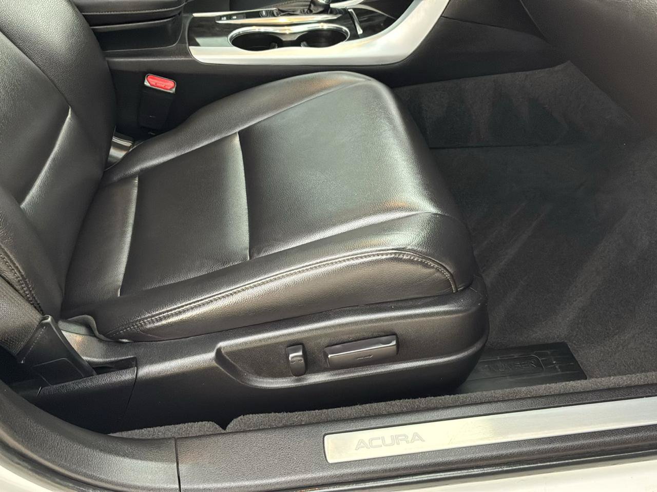 Used 2020 Acura TLX FWD image 40