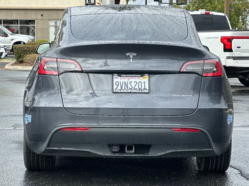 Used 2021 Tesla Model Y Long Range image 7