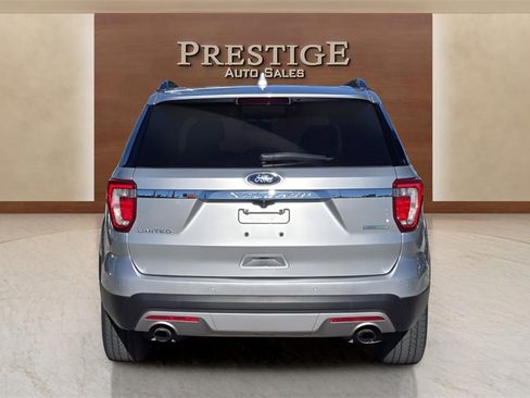 Used 2017 Ford Explorer Limited image 12
