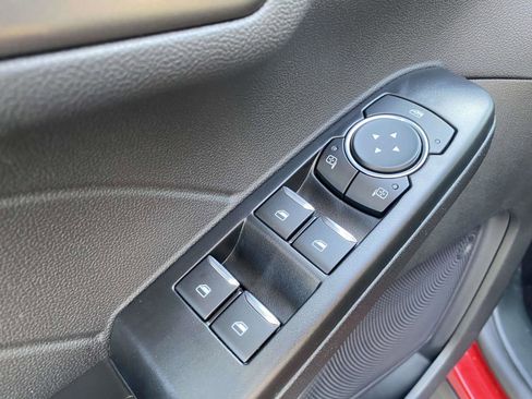 Certified 2025 Ford Escape Active FWD image 18