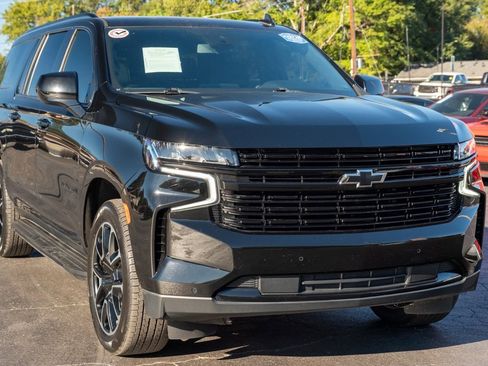 Used 2023 Chevrolet Suburban RST image 35
