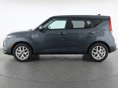Used 2025 Kia Soul LX w/ LX Technology Package FWD image 5