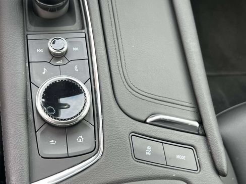 Used 2023 Cadillac XT5 Luxury AWD/4WD image 30