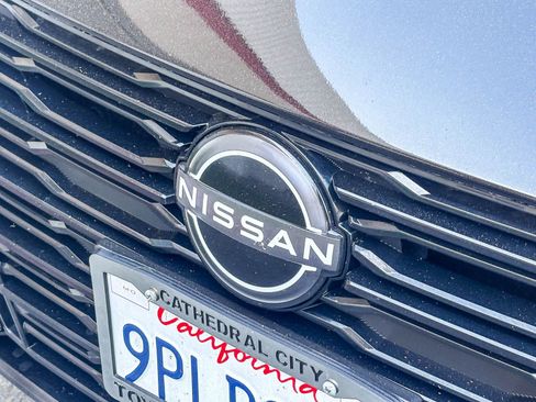 Used 2025 Nissan Altima 2.5 S FWD image 11