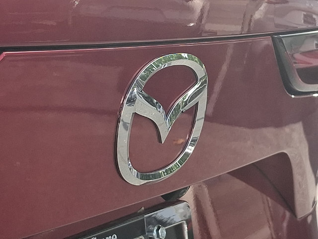 Certified 2024 MAZDA CX-90 3.3 Turbo w/ Preferred Plus AWD/4WD image 31