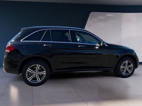 Certified 2022 Mercedes-Benz GLC 300 4MATIC w/ Multimedia Package Lite image 6