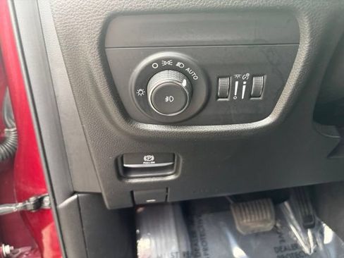 Used 2021 Jeep Grand Cherokee L Limited AWD/4WD image 16