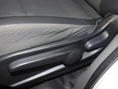 Used 2017 Nissan NV200 S image 8