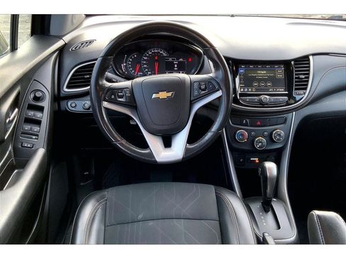 Used 2019 Chevrolet Trax LT image 6