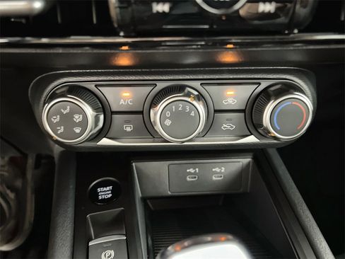 New 2026 Nissan Kicks S image 16