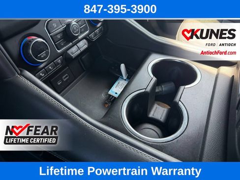 Used 2023 Chevrolet Suburban Premier AWD/4WD image 21