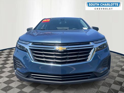 Used 2024 Chevrolet Equinox LS w/ LS Convenience Package FWD image 2