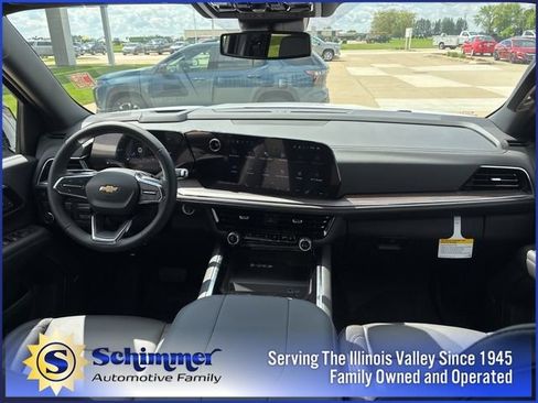 New 2026 Chevrolet Suburban LT w/ Comfort Package AWD/4WD image 26