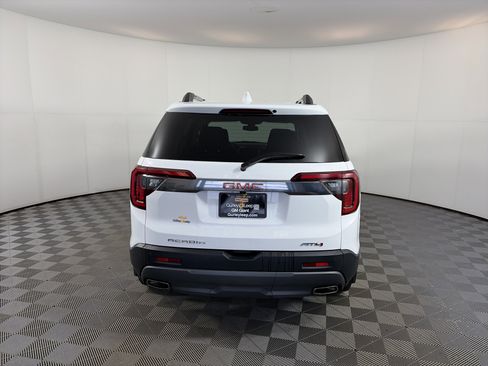 Used 2023 GMC Acadia AT4 AWD/4WD image 10
