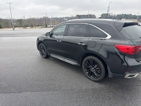 Used 2017 Acura MDX SH-AWD w/ Advance Package image 3