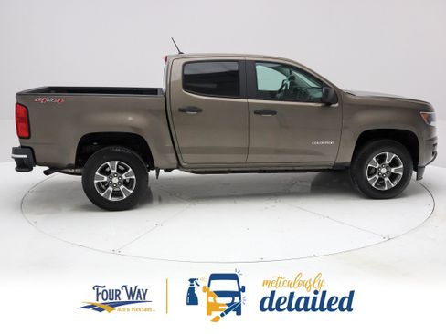 Used 2016 Chevrolet Colorado W/T w/ WT Convenience Package AWD/4WD image 2