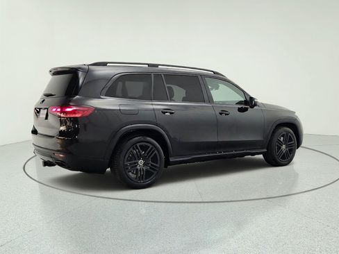 Certified 2024 Mercedes-Benz GLS 450 4MATIC image 5