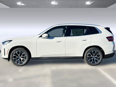 Used 2026 BMW X3 xDrive30i w/ Premium Package AWD/4WD image 2
